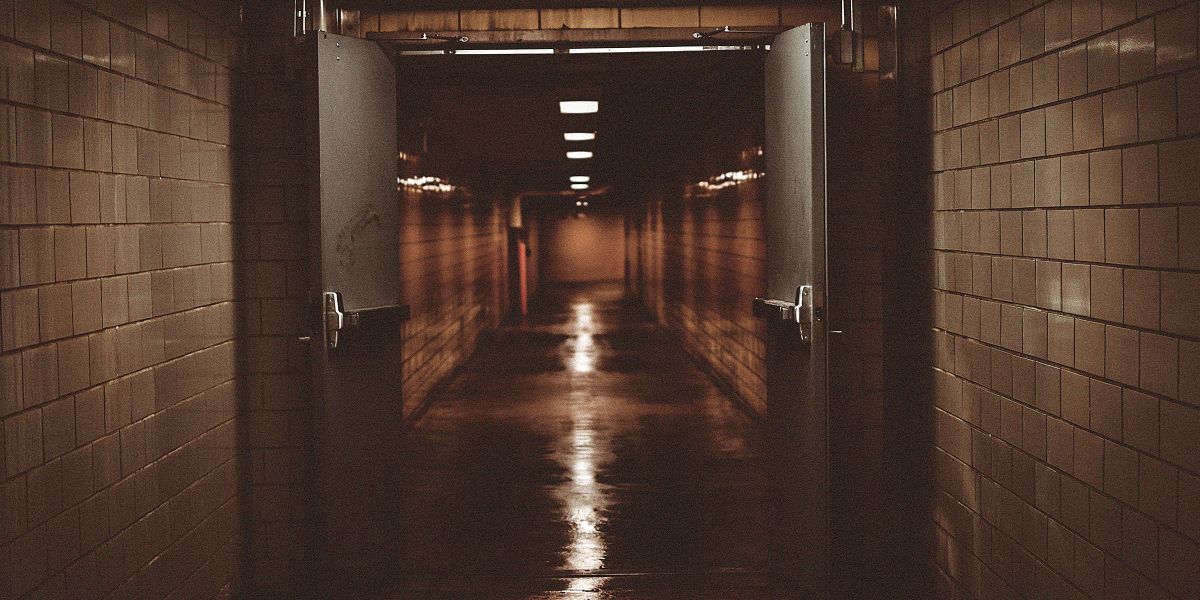47 Horror Quotes That Will Keep You up at Night